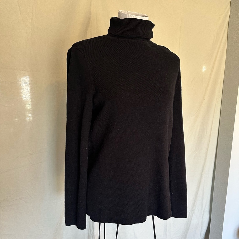 Chico's Black Knit Turtleneck Sweater size 2 large ribbed long sleeve classic